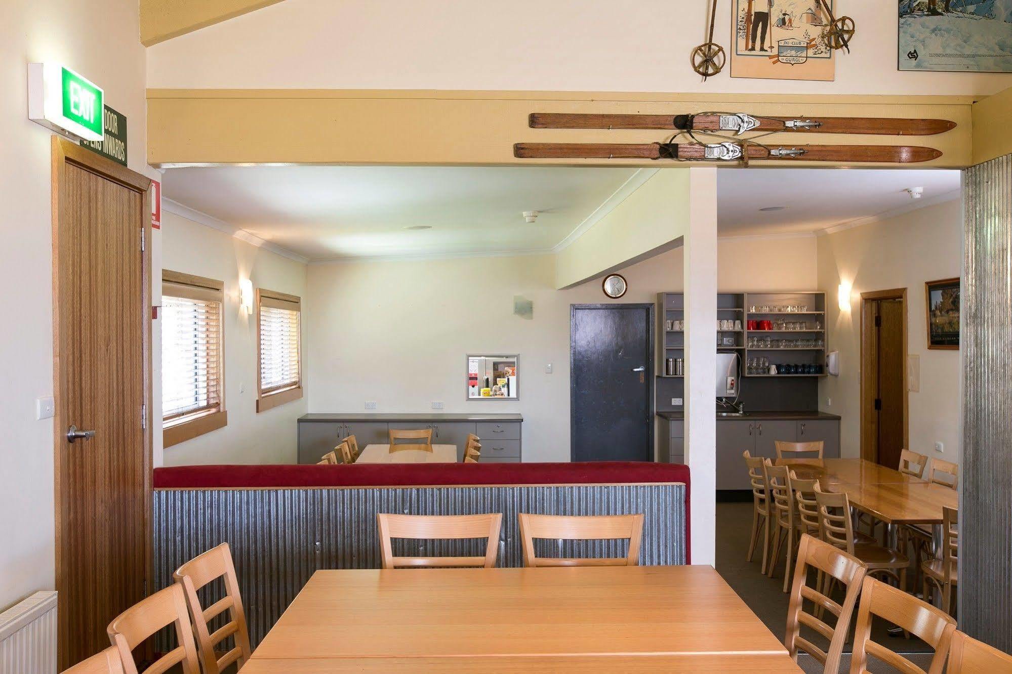 Cooroona Alpine Lodge Falls Creek Exterior foto